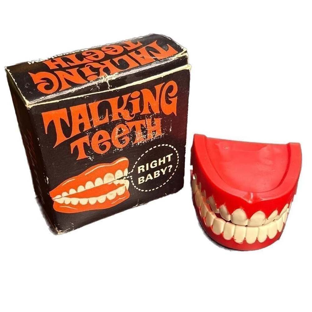 Vintage 1970 H. Fishlove & Co. Yakity-Yak Talking Teeth Wind-Up Toy with Origina
